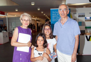 Más de 3.800 personas experimentaron ediFica, la primera feria en España sobre este tipo de edificios. Organizada por el Consorcio Passivhaus-ECCN, con el apoyo del Gobierno de Navarra, el Ayuntamiento de Pamplona, la empresa pública Nasuvinsa y Egurtek, propuso tres jornadas de formación y exposición en el palacio de Congresos y Auditorio de Navarra Baluarte. La muestra atrajo a 77 empresas referentes en el sector de la construcción.