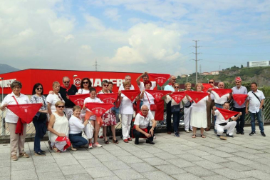 Hogares navarros repartidos por toda España se sumaron al inicio de la fiesta