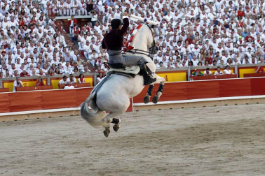 Extraordinaria corrida de Capea, que puso las orejas en bandeja a Hermoso, Leonardo Hernández y Armendáriz