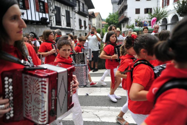 El chupinzado lo tiró Bixente Igarzabal, reconocido deportista por correr triatlones