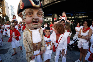 Recorrido del 6 de julio de 2018 de la Comparsa de Gigantes y Cabezudos de Pamplona