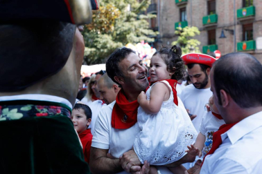 Salida de los gigantes y cabezudos de Pamplona, 7 de julio de San Fermín 2018