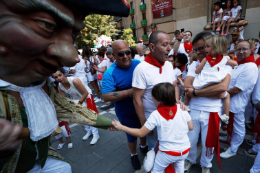 Salida de los gigantes y cabezudos de Pamplona, 7 de julio de San Fermín 2018