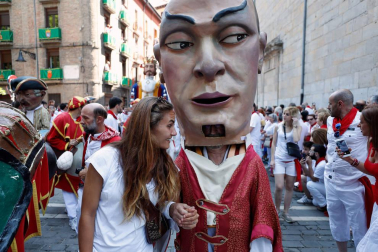 Salida de los gigantes y cabezudos de Pamplona, 7 de julio de San Fermín 2018
