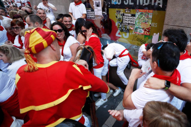 Salida de los gigantes y cabezudos de Pamplona, 7 de julio de San Fermín 2018