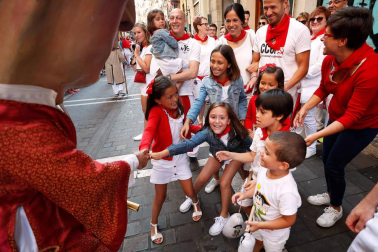 Salida de los gigantes y cabezudos de Pamplona, 7 de julio de San Fermín 2018