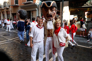 Salida de los gigantes y cabezudos de Pamplona, 7 de julio de San Fermín 2018
