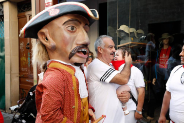 Salida de los gigantes y cabezudos de Pamplona, 7 de julio de San Fermín 2018