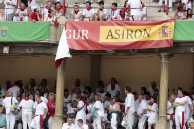 Ureña y Román cortaron las primeras orejas de la feria y Garrido resulto corneado al entrar a matar