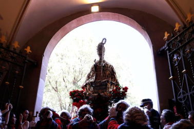 Imágenes de la procesión de San Fermín por las calles de Pamplona, el 7 de julio de 2018.