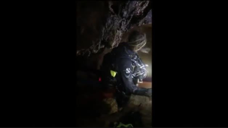 Rescatados seis de los 12 niños atrapados en la cueva tailandesa