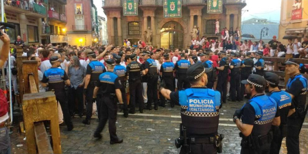 Imágenes del segundo encierro de los Sanfermines 2018, protagonizado por toros de José Escolar