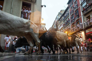 Imágenes del segundo encierro de los Sanfermines 2018, protagonizado por toros de José Escolar