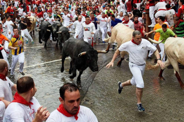 Imágenes del segundo encierro de los Sanfermines 2018, protagonizado por toros de José Escolar
