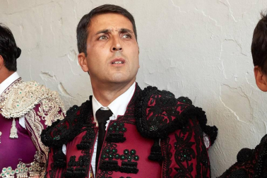 Faena de los toros de la ganadería del José Escolar para los diestros Javier Castaño, Emilio de Justo y Gonzalo Caballero.
