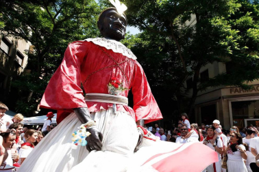 Salida de los gigantes y cabezudos de Pamplona, 8 de julio de San Fermín 2018