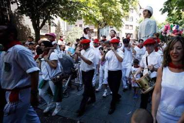 Salida de los gigantes y cabezudos de Pamplona, 8 de julio de San Fermín 2018