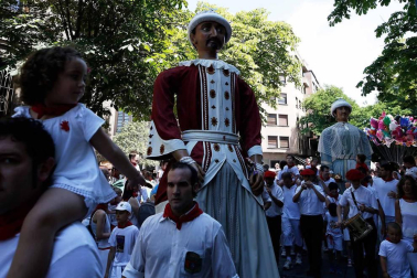 Salida de los gigantes y cabezudos de Pamplona, 8 de julio de San Fermín 2018