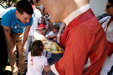 Salida de los gigantes y cabezudos de Pamplona, 8 de julio de San Fermín 2018