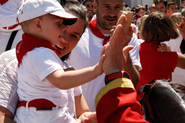 Salida de los gigantes y cabezudos de Pamplona, 8 de julio de San Fermín 2018