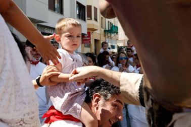 Salida de los gigantes y cabezudos de Pamplona, 8 de julio de San Fermín 2018