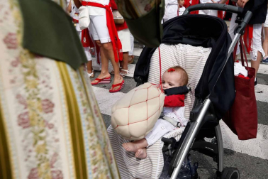 Salida de los gigantes y cabezudos de Pamplona, 8 de julio de San Fermín 2018