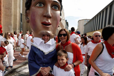 Salida de los gigantes y cabezudos de Pamplona, 8 de julio de San Fermín 2018
