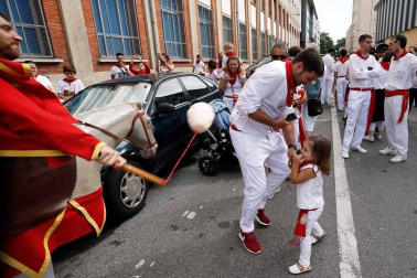 Salida de los gigantes y cabezudos de Pamplona, 8 de julio de San Fermín 2018