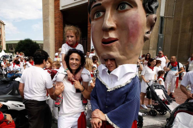Salida de los gigantes y cabezudos de Pamplona, 8 de julio de San Fermín 2018