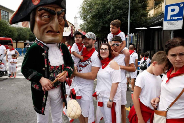 Salida de los gigantes y cabezudos de Pamplona, 8 de julio de San Fermín 2018
