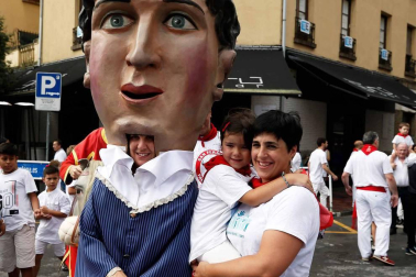 Salida de los gigantes y cabezudos de Pamplona, 8 de julio de San Fermín 2018