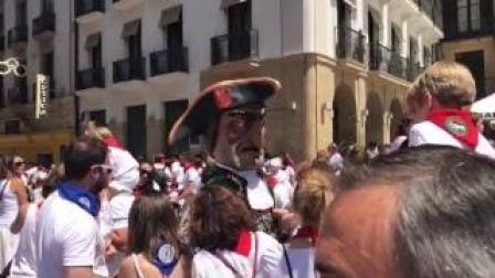 Los gigantes, en directo