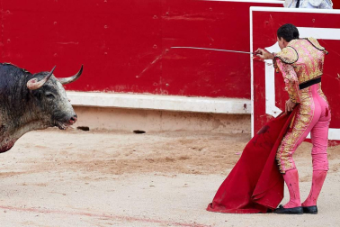 Faena de los toros de la ganadería del Cebada Gago para los diestros Octavio Chacón, Luis Bolívar y Juan del Álamo.