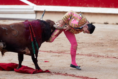 Faena de los toros de la ganadería del Cebada Gago para los diestros Octavio Chacón, Luis Bolívar y Juan del Álamo.