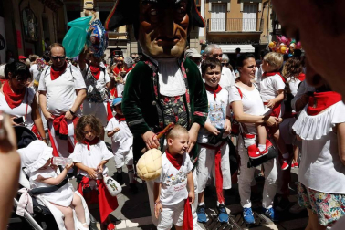 Salida de los gigantes y cabezudos de Pamplona, 9 de julio de San Fermín 2018