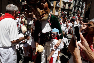 Salida de los gigantes y cabezudos de Pamplona, 9 de julio de San Fermín 2018