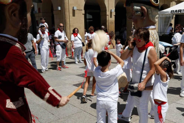 Salida de los gigantes y cabezudos de Pamplona, 9 de julio de San Fermín 2018