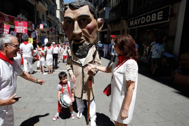 Salida de los gigantes y cabezudos de Pamplona, 9 de julio de San Fermín 2018