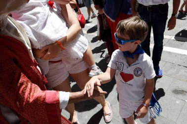 Salida de los gigantes y cabezudos de Pamplona, 9 de julio de San Fermín 2018