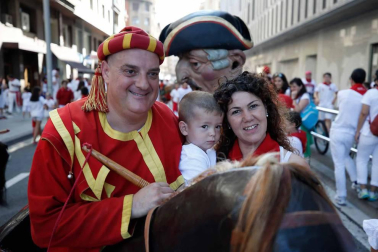 Salida de los gigantes y cabezudos de Pamplona, 9 de julio de San Fermín 2018