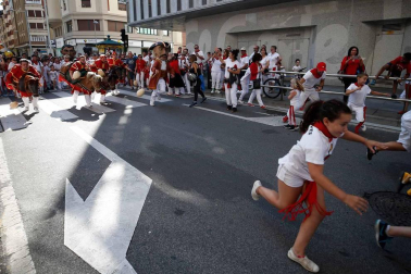 Salida de los gigantes y cabezudos de Pamplona, 9 de julio de San Fermín 2018