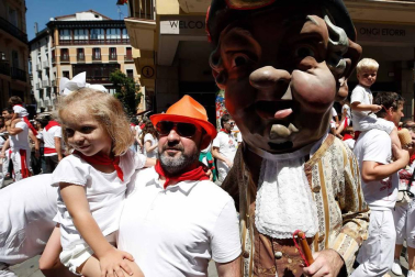 Salida de los gigantes y cabezudos de Pamplona, 9 de julio de San Fermín 2018