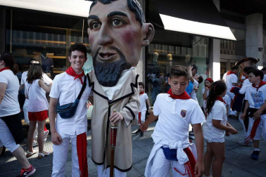Salida de los gigantes y cabezudos de Pamplona, 9 de julio de San Fermín 2018