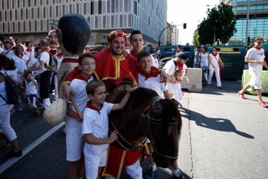 Salida de los gigantes y cabezudos de Pamplona, 9 de julio de San Fermín 2018