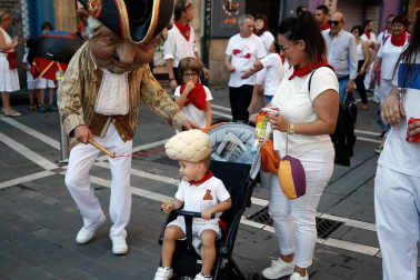 Salida de los gigantes y cabezudos de Pamplona, 9 de julio de San Fermín 2018