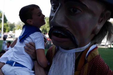 Salida de los gigantes y cabezudos de Pamplona, 9 de julio de San Fermín 2018