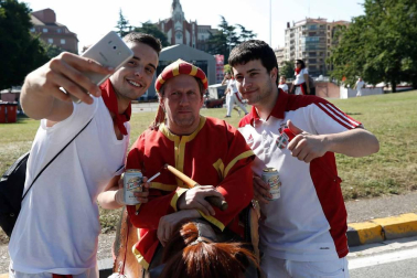 Salida de los gigantes y cabezudos de Pamplona, 9 de julio de San Fermín 2018