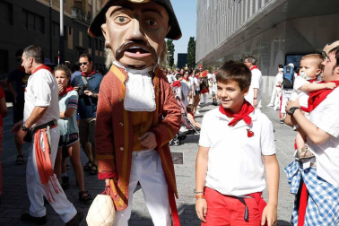 Salida de los gigantes y cabezudos de Pamplona, 9 de julio de San Fermín 2018