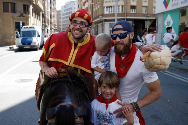 Salida de los gigantes y cabezudos de Pamplona, 9 de julio de San Fermín 2018