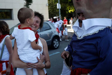 Salida de los gigantes y cabezudos de Pamplona, 9 de julio de San Fermín 2018